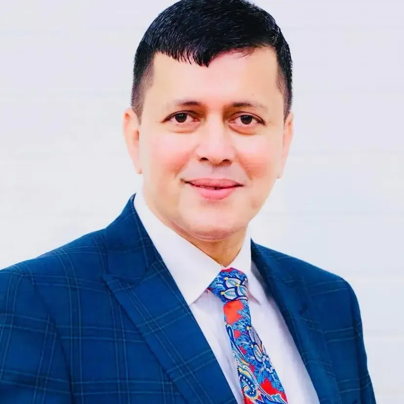 Dr Monjur Showkat MBBS\
Faculty of Medicine Clinical Lecturer\
Imperial College London